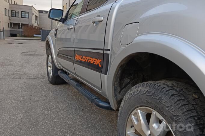 Ford Ranger 4 generation Double Cab pickup 4-doors