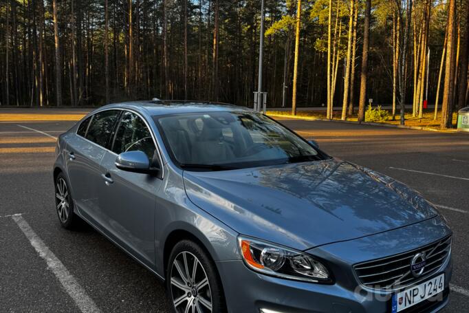 Volvo S60 2 generation [restyling] Sedan 4-doors