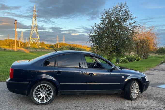 Volkswagen Passat B5 Sedan 4-doors