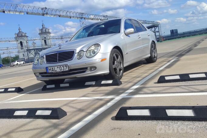Mercedes-Benz E-Class W211 Sedan