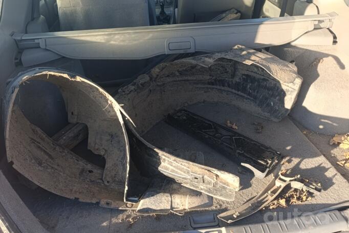 Subaru Forester 2 generation Crossover