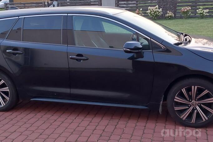 Toyota Corolla E210 wagon