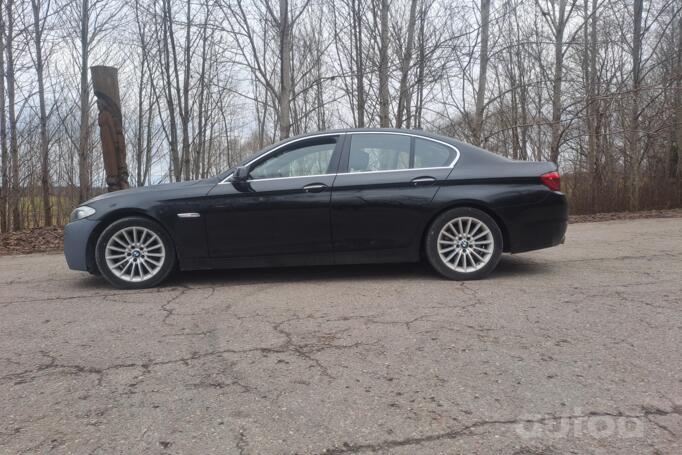 BMW 5 Series F07/F10/F11 Sedan
