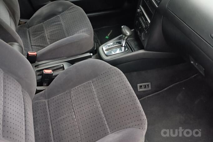 Volkswagen Golf 4 generation Hatchback 5-doors