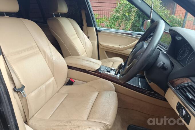 BMW X5 E70 Crossover