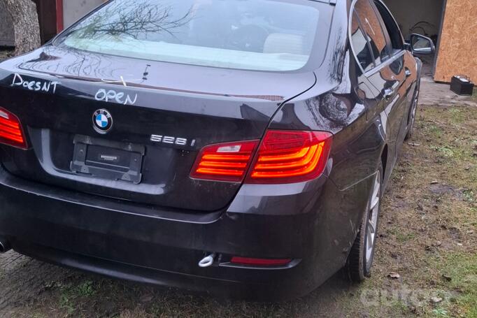BMW 5 Series F07/F10/F11 [restyling] Sedan