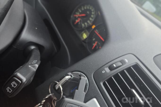 Volvo V50 1 generation [restyling]
