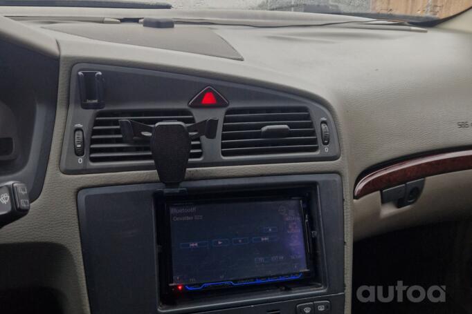 Volvo XC70 2 generation wagon