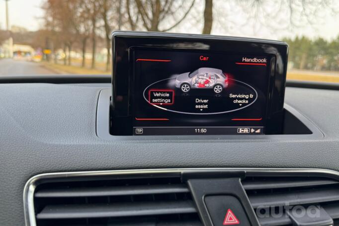 Audi Q3 8U Crossover