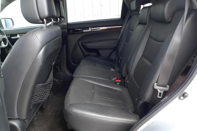 Kia Sorento 2 generation [restyling] Crossover