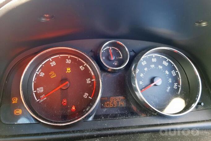 Opel Antara 1 generation [restyling] Crossover