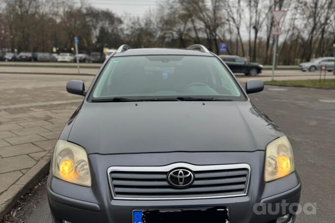 Toyota Avensis 2 generation wagon