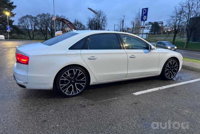 Audi A8 D4/4H Sedan
