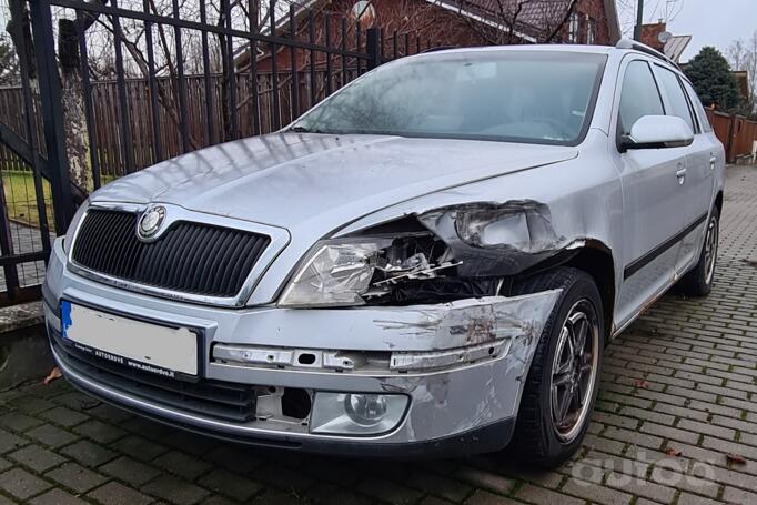 Skoda Octavia 2 generation Combi wagon 5-doors