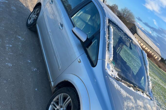 Opel Zafira B Minivan 5-doors