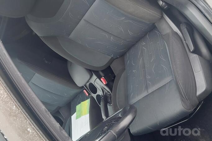 Citroen C4 2 generation Hatchback