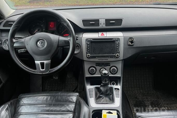 Volkswagen Passat B6 wagon 5-doors