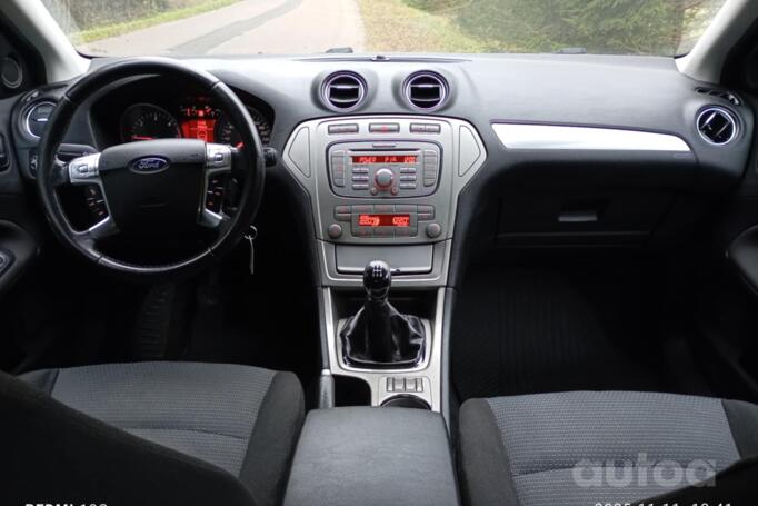 Ford Mondeo 4 generation Sedan