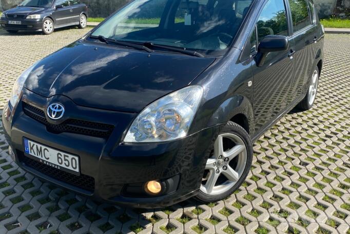 Toyota Corolla Verso 1 generation [restyling] Minivan