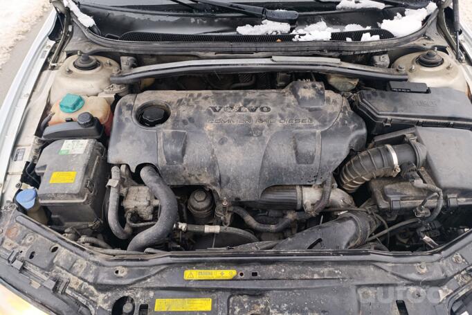 Volvo V70 2 generation R wagon 5-doors