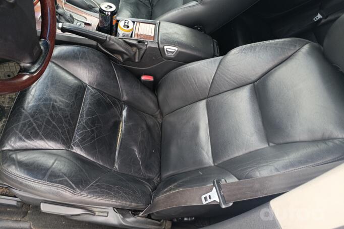 Volvo V70 2 generation R wagon 5-doors