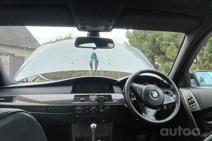 BMW 5 Series E60/E61 Sedan