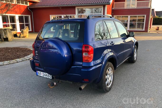 Toyota RAV 4 2 generation (XA20)