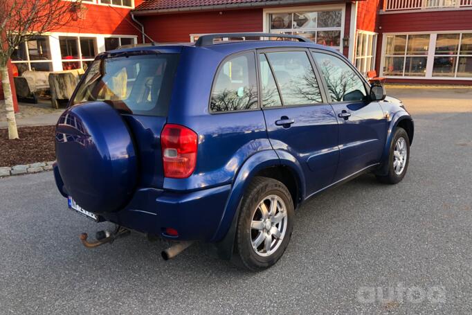 Toyota RAV 4 2 generation (XA20)