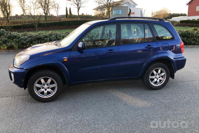 Toyota RAV 4 2 generation (XA20)