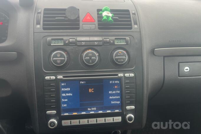 Volkswagen Touran 1 generation Minivan