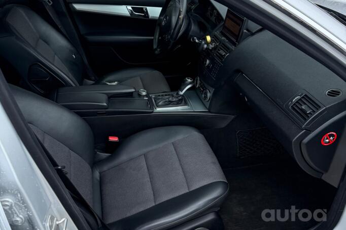 Mercedes-Benz C-Class W204/S204 Sedan