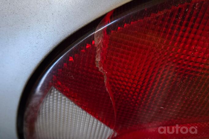 Ford Fiesta 4 generation [restyling] Hatchback 3-doors