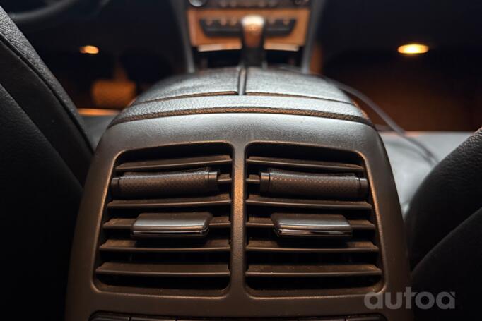 Mercedes-Benz E-Class W211 Sedan