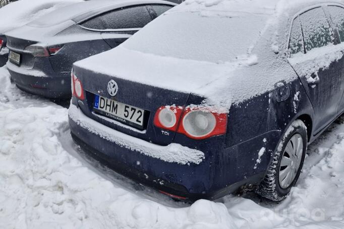 Volkswagen Jetta 5 generation Sedan 4-doors
