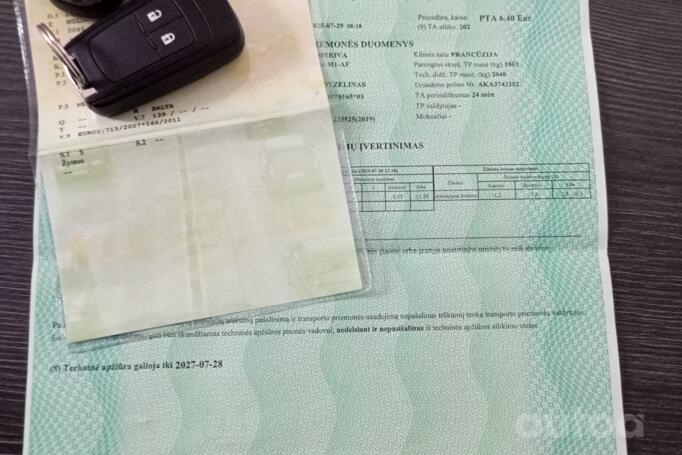 Opel Meriva 2 generation Minivan