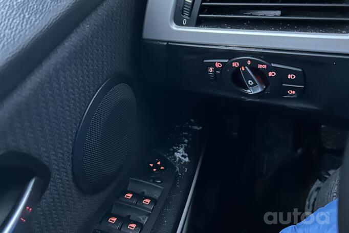 BMW 3 Series E90/E91/E92/E93 [restyling] Sedan