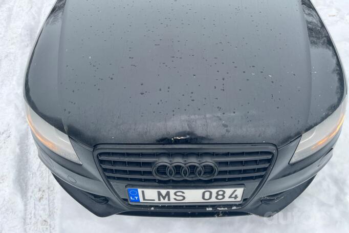 Audi A4 B8/8K Sedan 4-doors