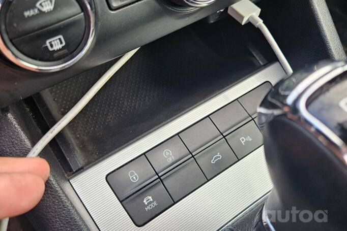 Skoda Octavia 3 generation Combi wagon 5-doors