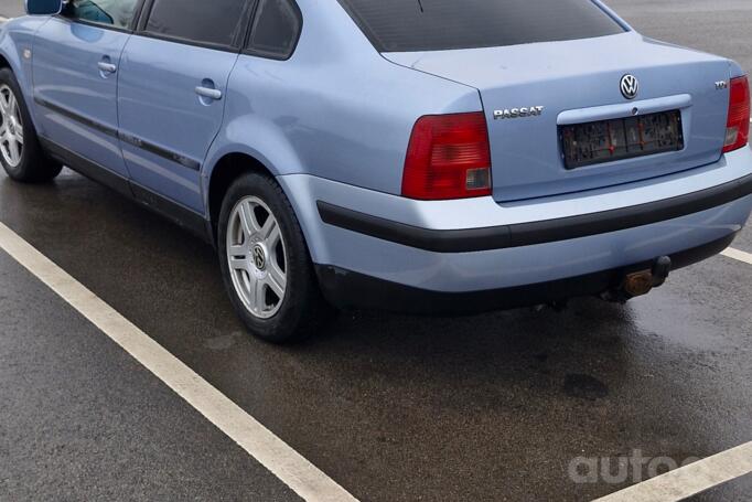 Volkswagen Passat B5 Sedan 4-doors