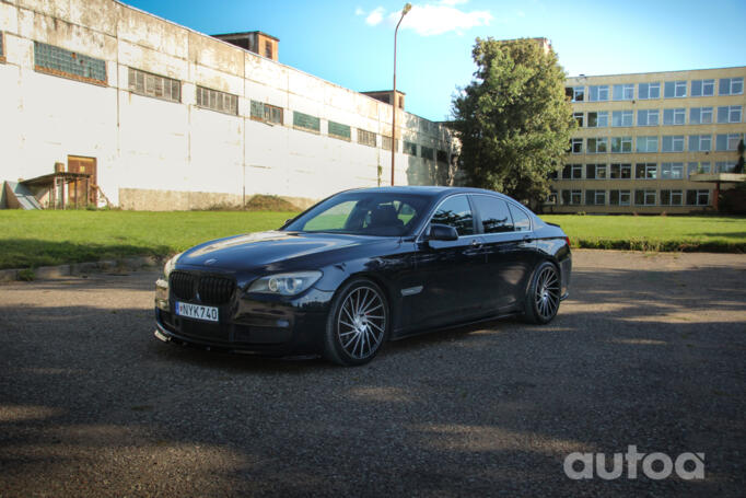 BMW 7 Series F01/F02 Sedan