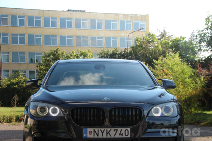 BMW 7 Series F01/F02 Sedan
