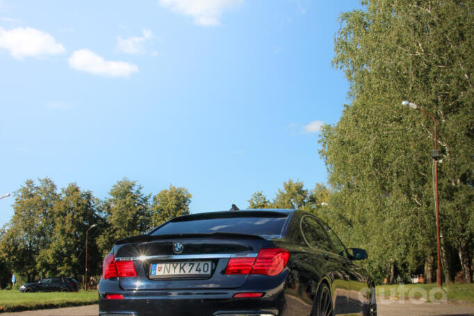 BMW 7 Series F01/F02 Sedan