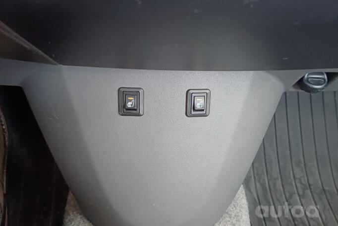 Toyota Prius 2 generation Hatchback