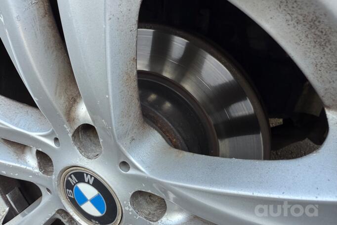 BMW 3 Series E90/E91/E92/E93 [restyling] Sedan