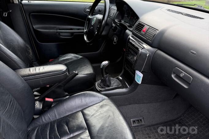 Skoda Octavia 1 generation [restyling] Combi wagon 5-doors