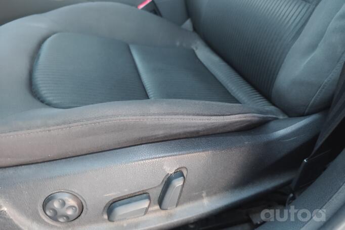 Audi A4 B8/8K wagon 5-doors