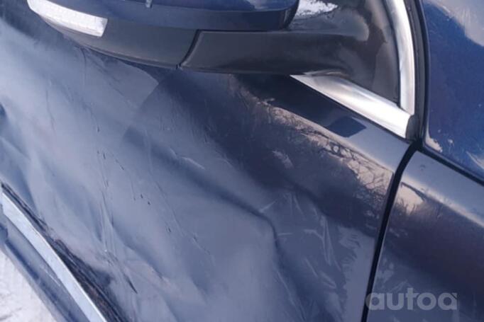 Volkswagen Tiguan 1 generation [restyling] Crossover