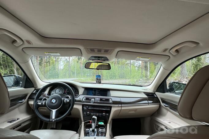 BMW 7 Series F01/F02 Sedan