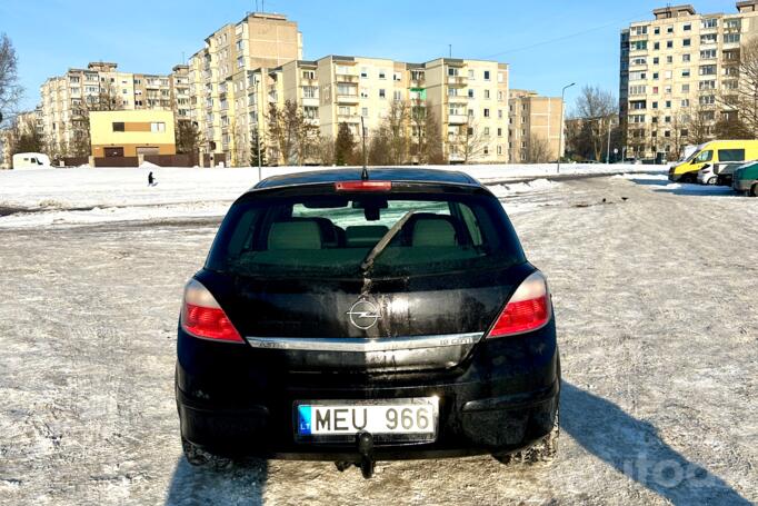 Opel Astra H [restyling]