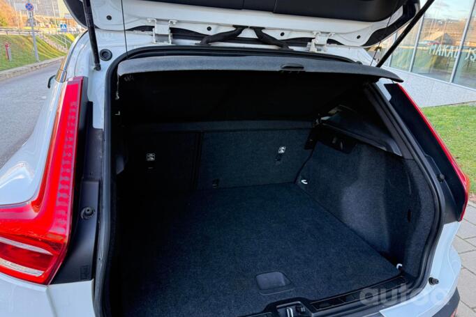 Volvo XC40 1 generation Crossover